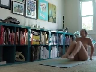 Danidaniels.com - 20 - Naked Yoga